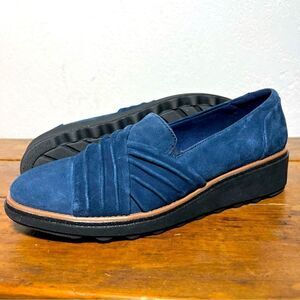 Clarks Collection Sharon Villa Slip On Loafers Blue Suede Flatform Womens 9.5